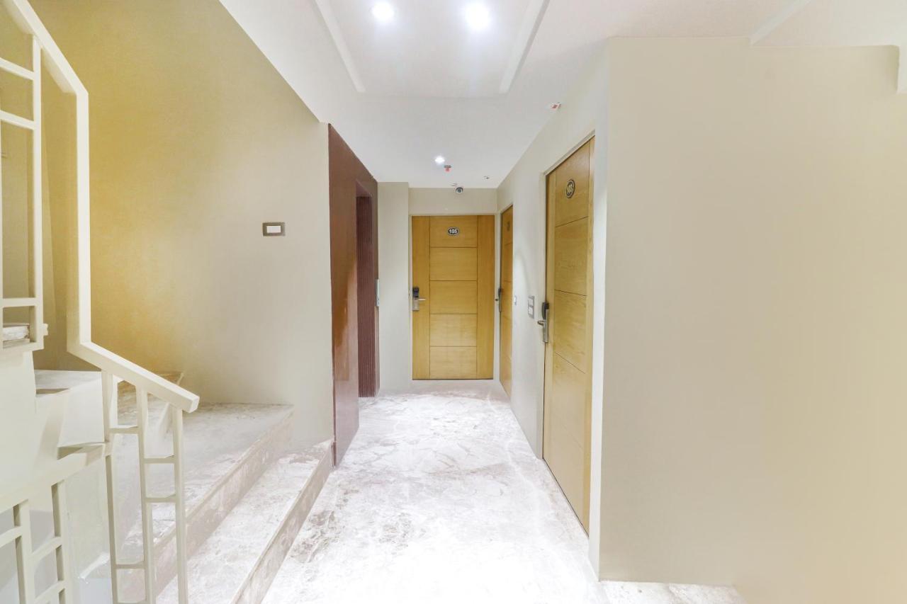 Hotel Bricks, Karol Bagh, New Delhi Exterior photo
