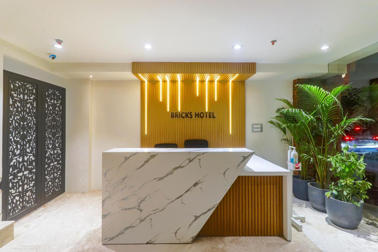 Hotel Bricks, Karol Bagh, New Delhi Exterior photo