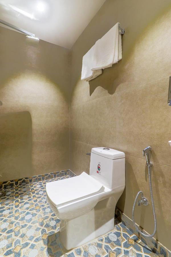 Hotel Bricks, Karol Bagh, New Delhi Exterior photo